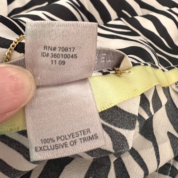 Victoria's Secret Zebra Shorty Kimono style robe Black White Poly Silk ONE SIZE - Picture 9 of 11